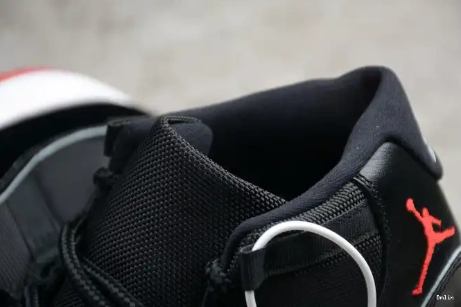 Bmlin Bred(2019) 11 378037-061 Jordan Air 0606